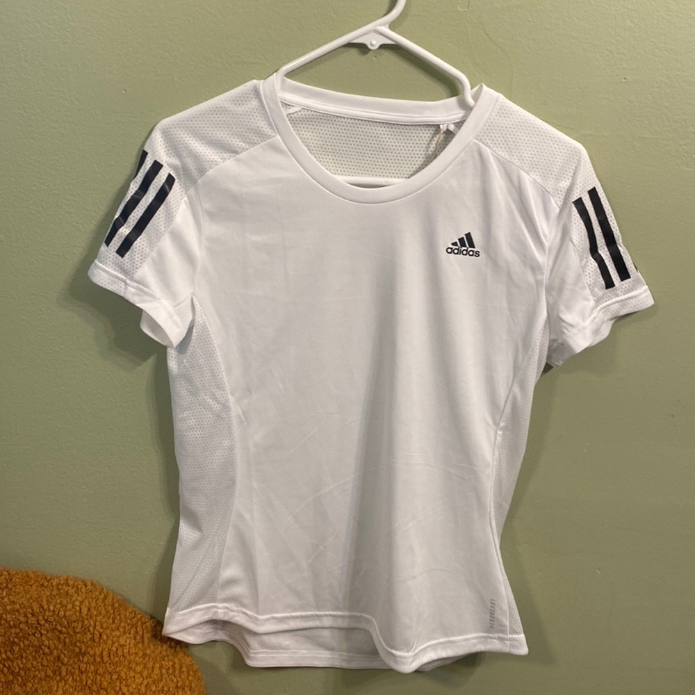 White adidas t shirt